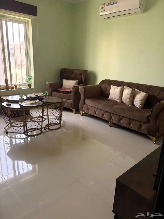 طقم كنب بني شبه جديد 5