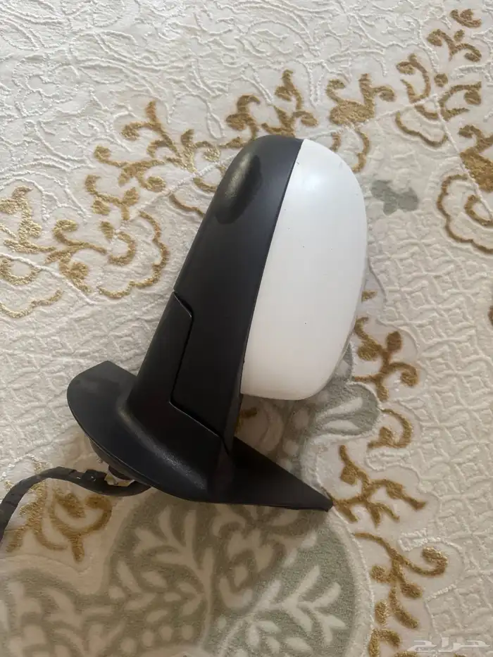 مراية يوكن يمين اصليه 2010 1