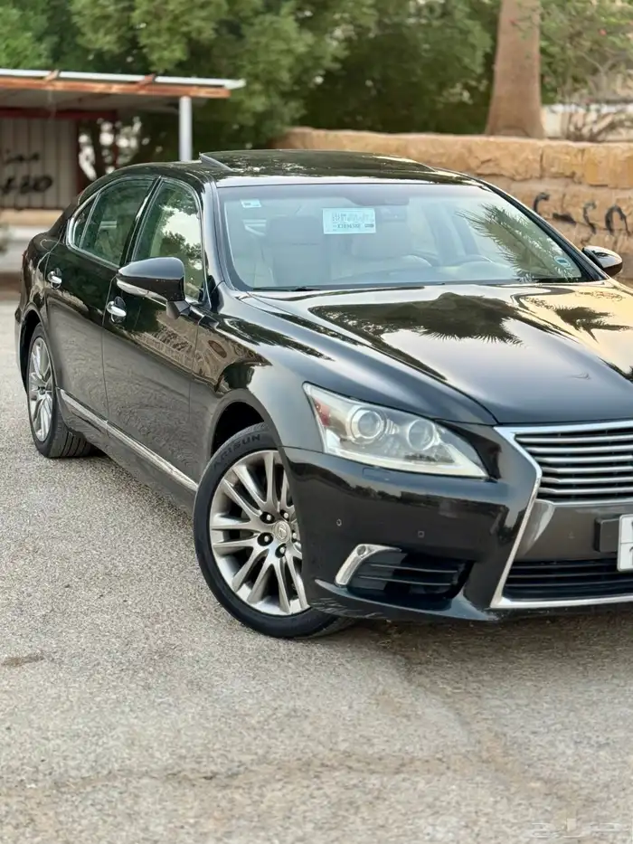 للبيع لكزس ((LS460)) 2013 (سعودي) ((نظيفة)) 21