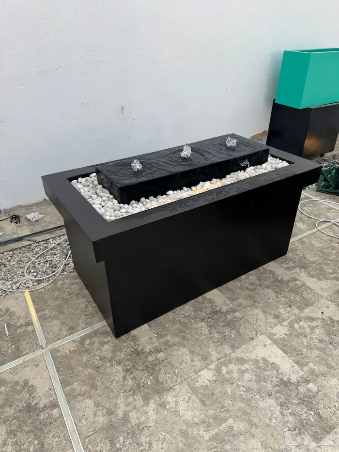 نوافير وشلالات فيبر جلاس متنقله تقدر تتكم في المقاس ولون 7