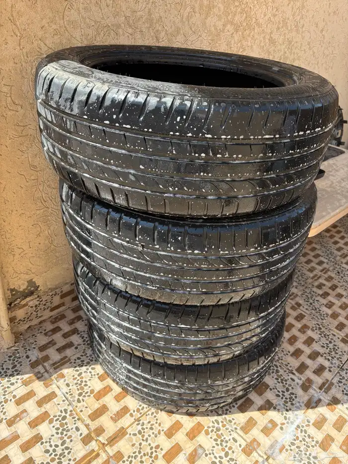 كفرات تشارجر دوج مقاس 235 55 18 13