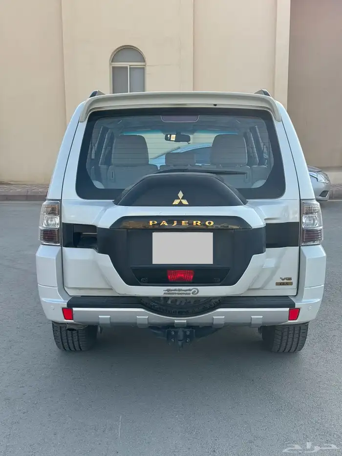 باجيرو 2022 علامة ذهبية 6
