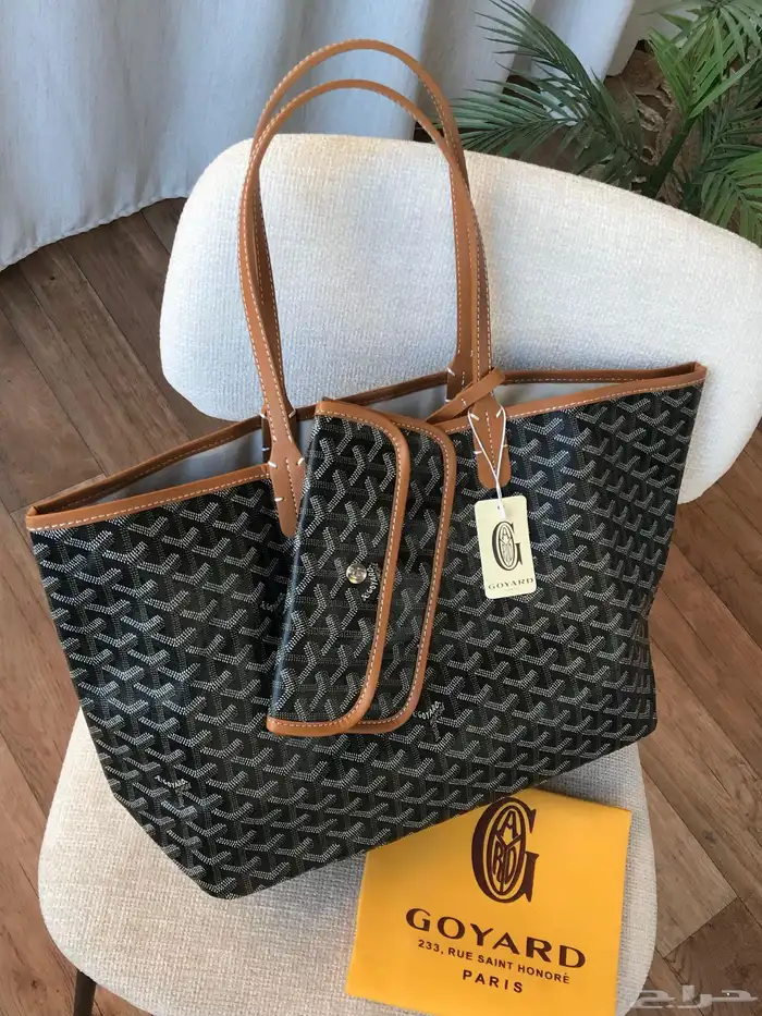 شنط ماركات عوالسعر عرض لفتره محدوده شنطه165  و3شنط ب370 74