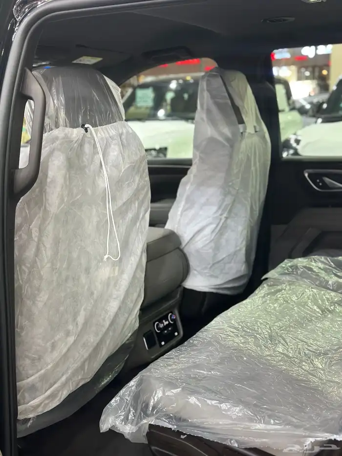 شيفروليه تاهو الموديل2023 قصير دبل التوكيلات في قمة النظافة 6