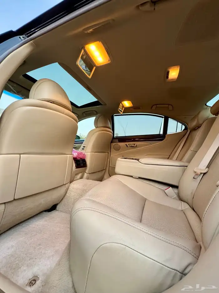 للبيع لكزس ((LS460)) 2013 (سعودي) ((نظيفة)) 42