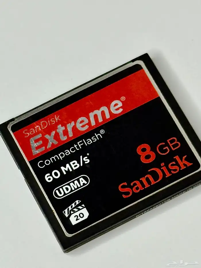كاميرا D4s   عدسة 2.8 mm24-70   عدسة mm14-35 2.8 6