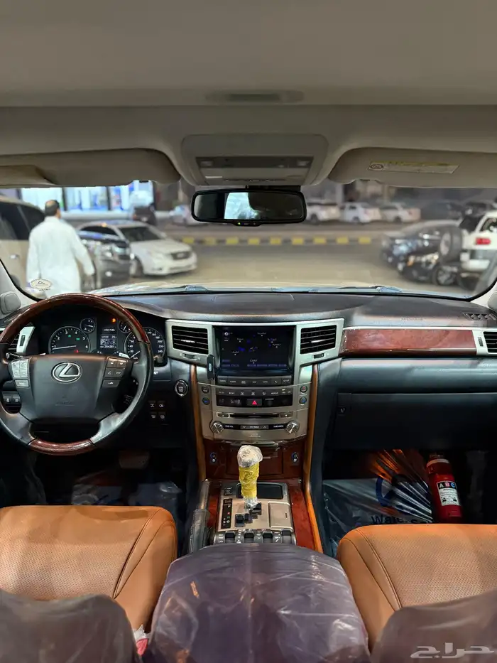 لكزس - 2012 - LX570 - فل كامل 17