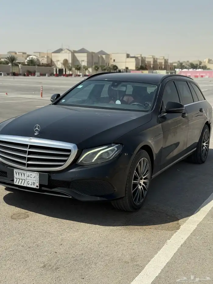 مرسيدس E200 5