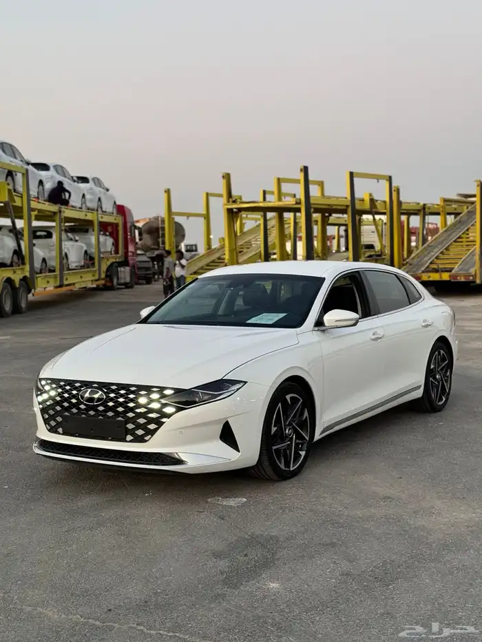 للبيع هونداي ازيرا 2020 بنزين وارد كوريا 1