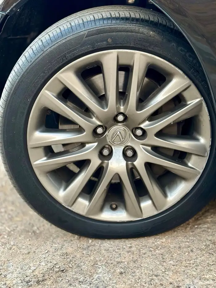 للبيع لكزس ((LS460)) 2013 (سعودي) ((نظيفة)) 28