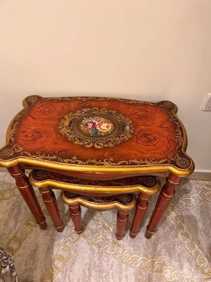 طاولات خدمة 0