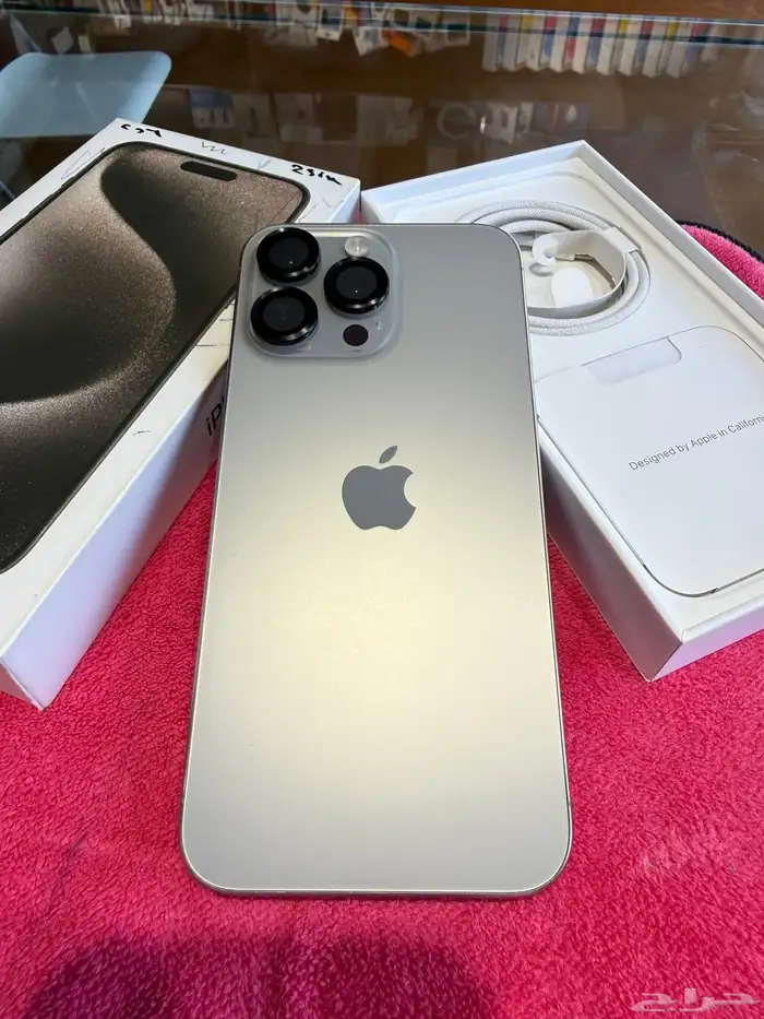 آيفون 15 برو ماكس شريحتين فعلية مع كرتونه واغراضه 2