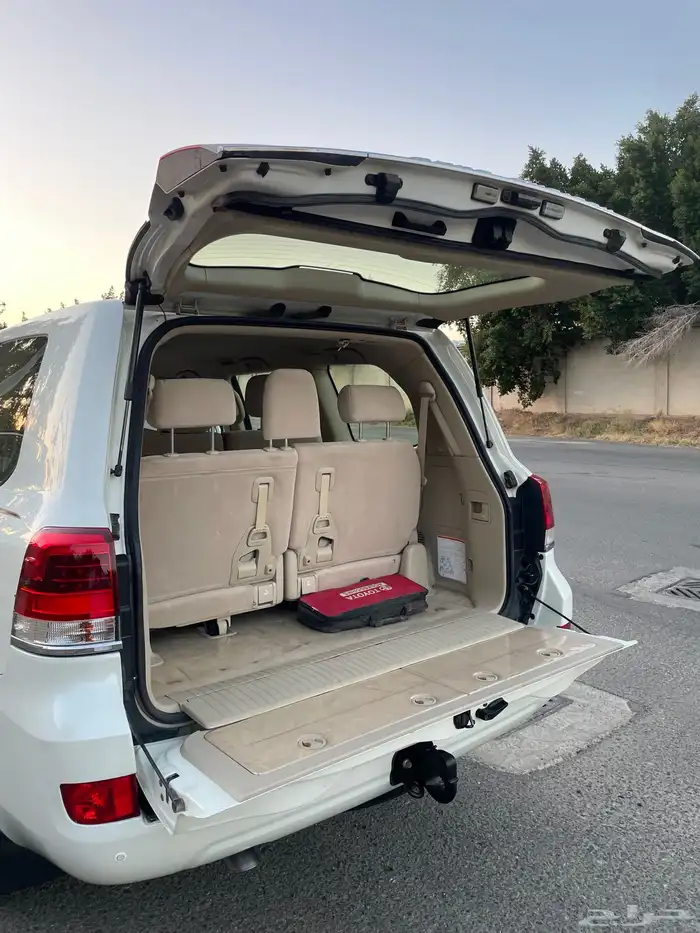 لاندكروزر GX 2018 12