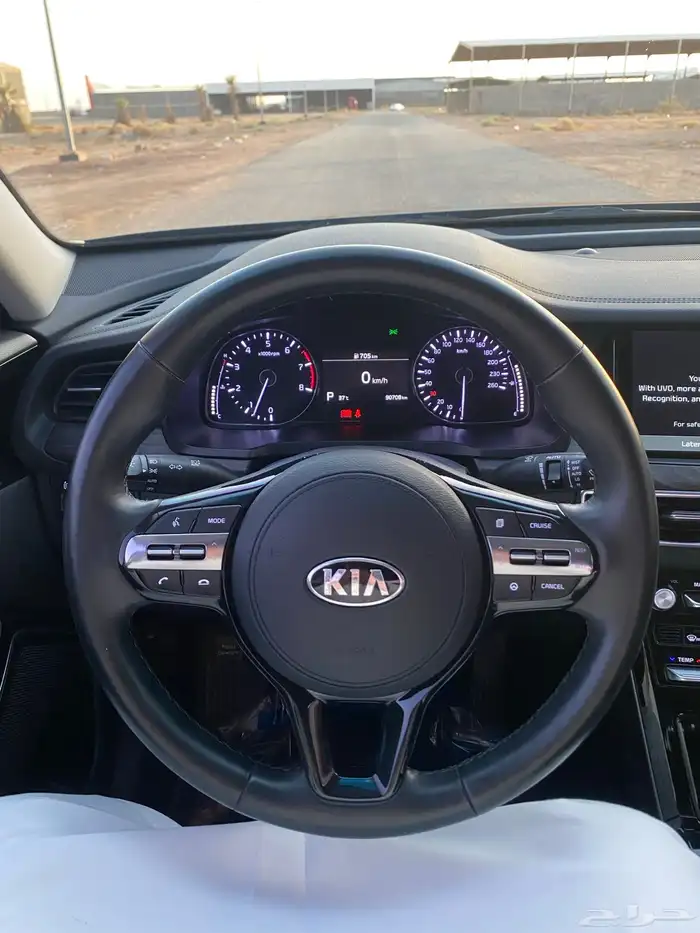 كيا كادينزا 2020 بنزين 13