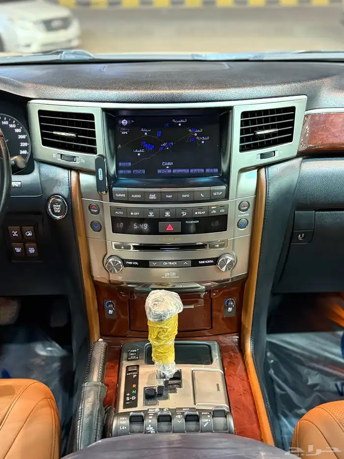 لكزس - 2012 - LX570 - فل كامل 15