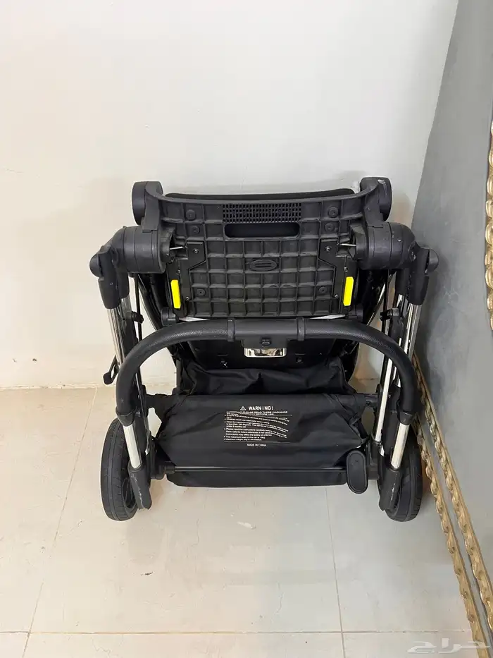 عربيه اطفال ودولاب وسرير 7