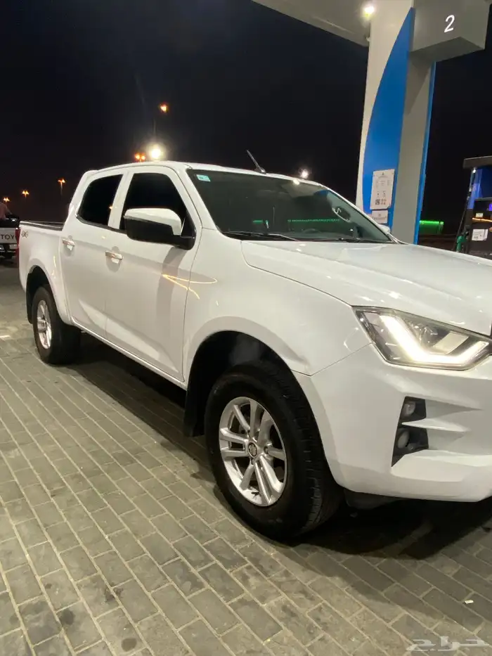 ايسوزو ديماكس 2022 3