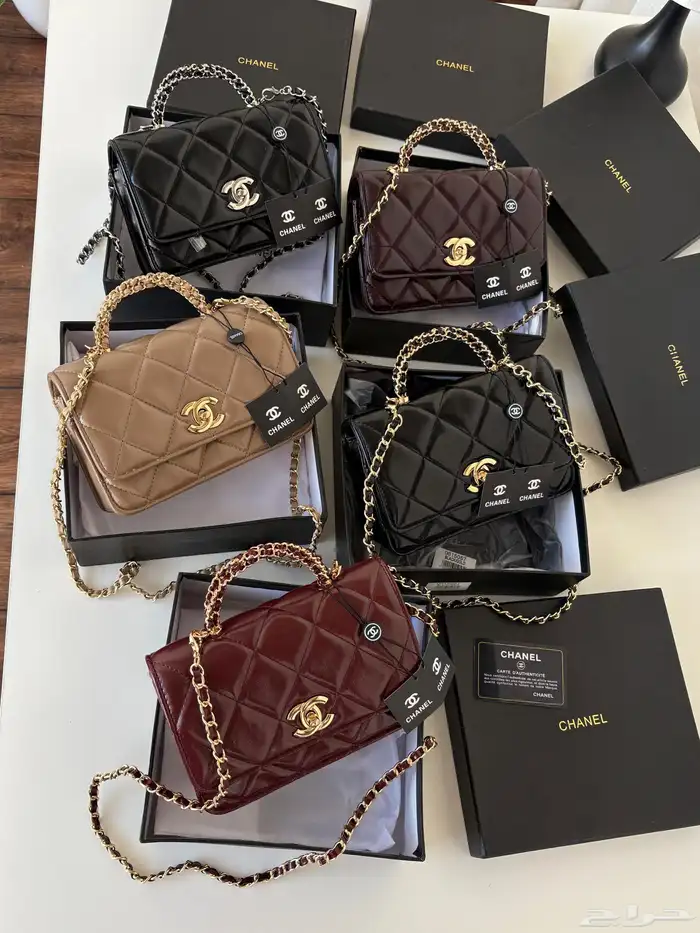 شنط ماركه عرض لفتره محدوده 3شنط ب370 والشنطه165 76