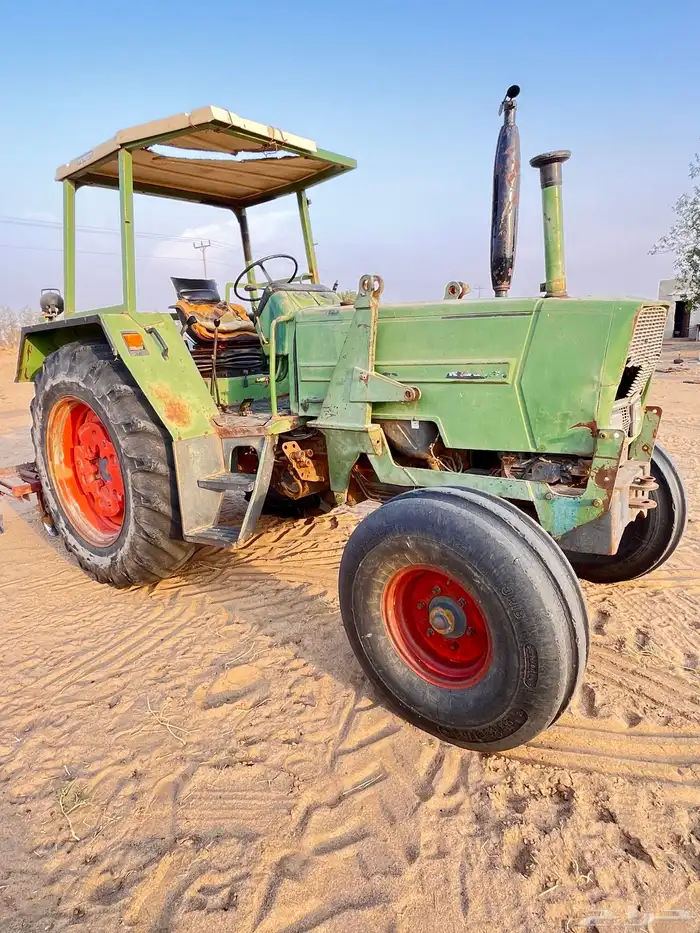 لبيع حراثه فنت 306 مع البكت ومخراش 0