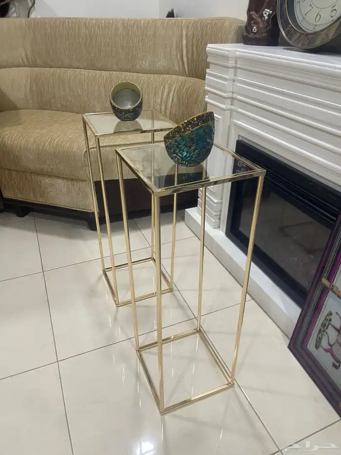 طاولات ستانستيل ذهب 0