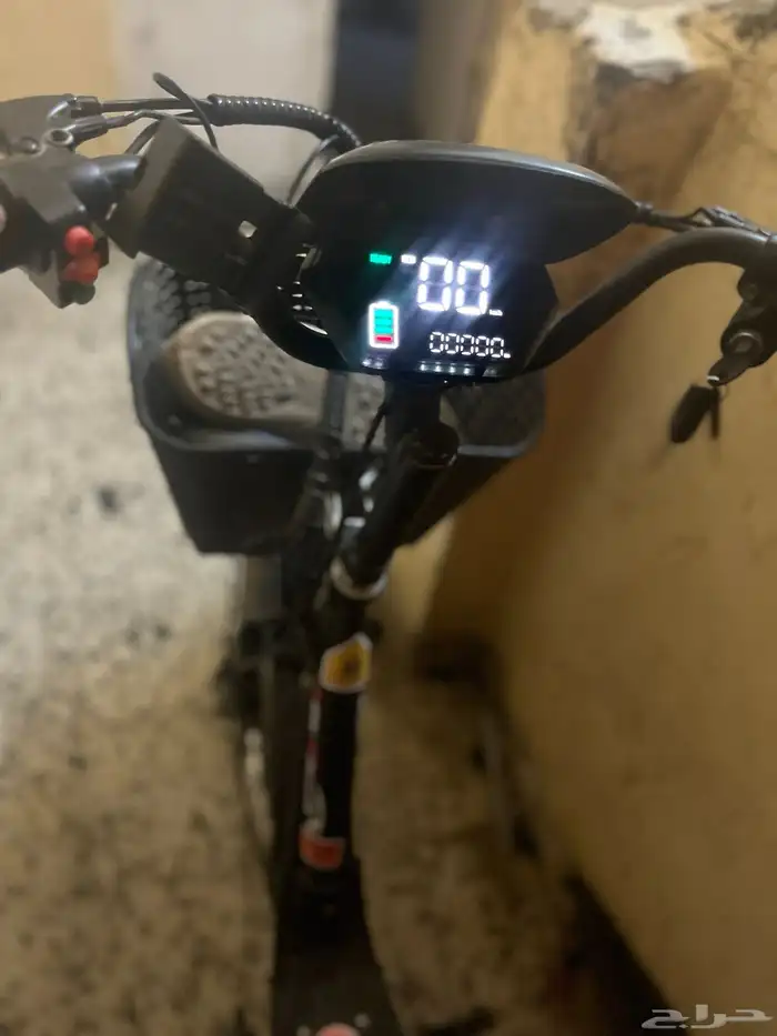 سكوتر شغال 100  آخر 800 21