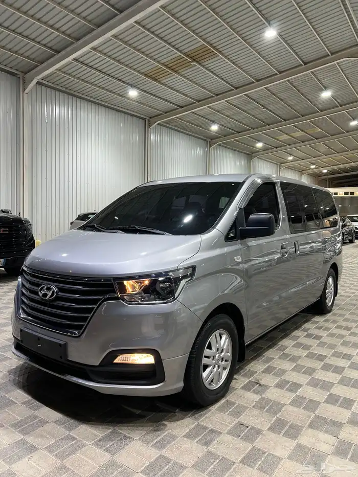 للبيع هونداي H1 2019 ديزل ركاب وارد كوريا 0