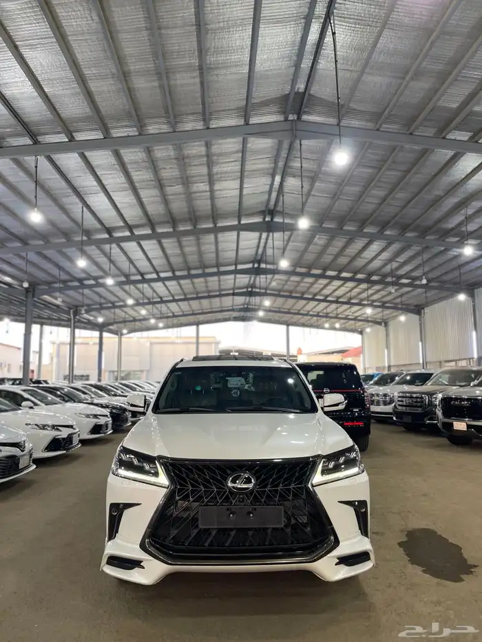 لكزس LX 570 بلاك اديشن 2019 8