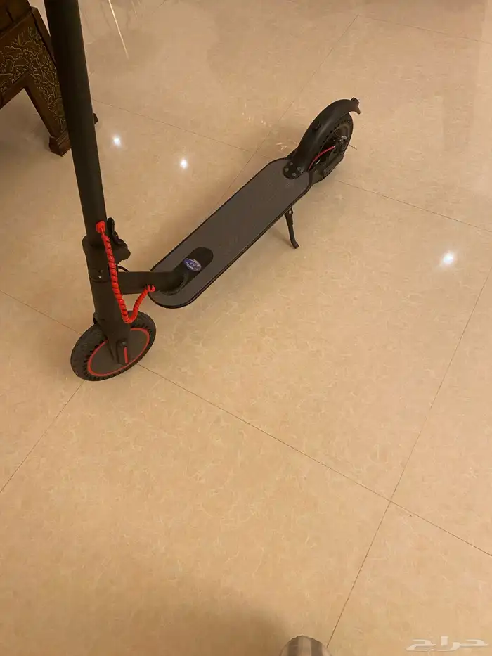 اسكوتر كهربائي 2