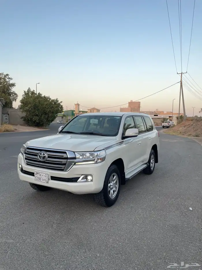 لاندكروزر GX 2018 1
