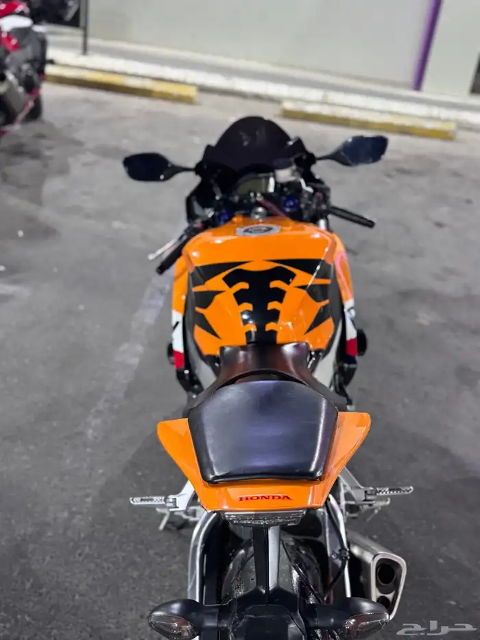 Honda CBR1000rr Repsol 2013 5