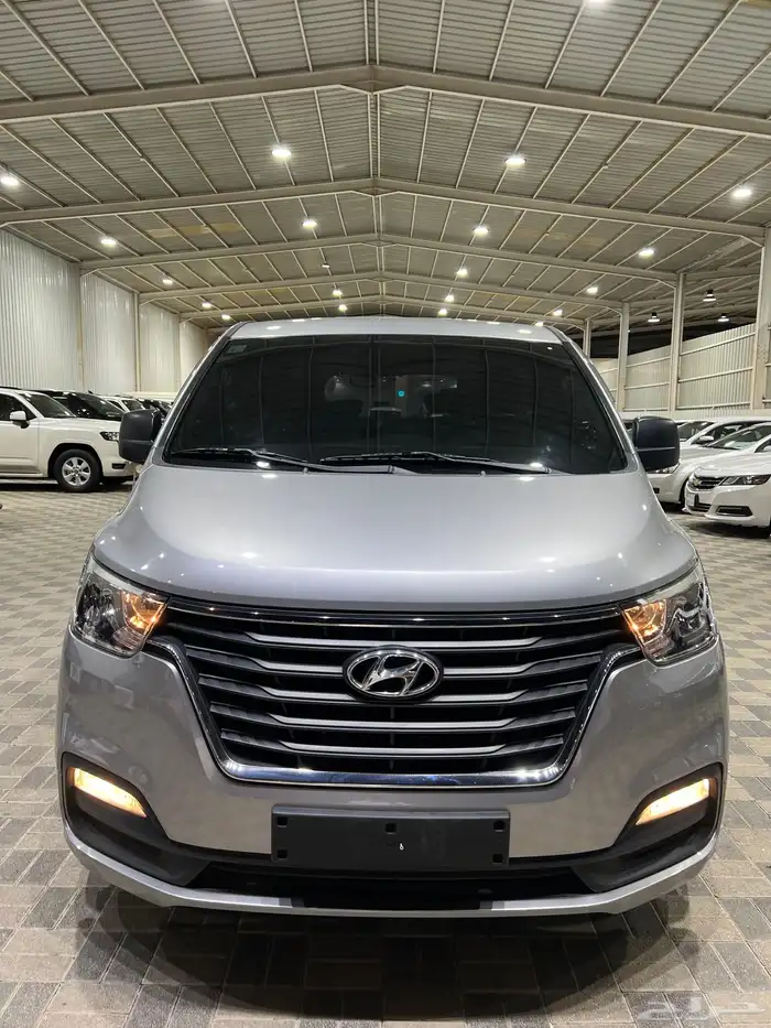 للبيع هونداي H1 2019 ديزل ركاب وارد كوريا 1