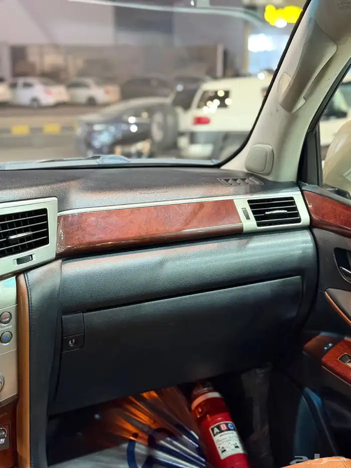لكزس - 2012 - LX570 - فل كامل 18