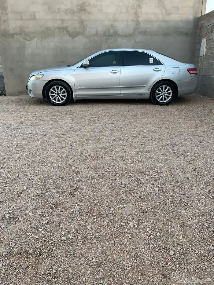 كامري موديل 2010 قير عادي 0