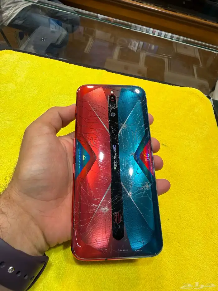 ردمجيك G5 . 256 قيقاء اموره طيبة فيه كسر فالظهرية 0