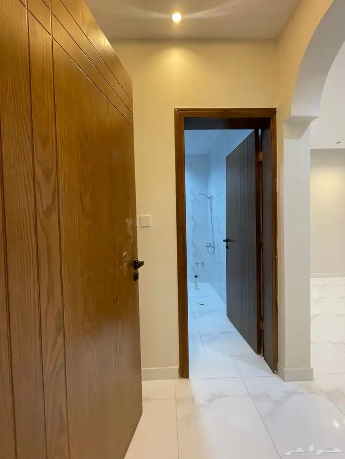 للبيع دور ارضى بحوش وسيع من 550 الف شمال الخميس مخطط 6 16