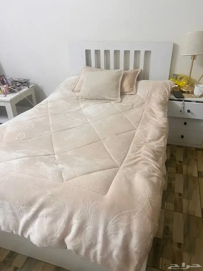 عربيه اطفال ودولاب وسرير 7