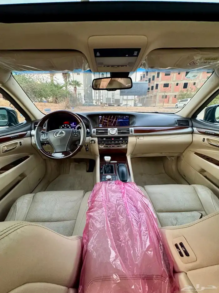 للبيع لكزس ((LS460)) 2013 (سعودي) ((نظيفة)) 40