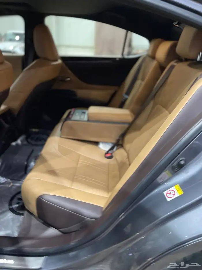 لكزس Es350 نص فل 2019 عداد 96 الف 11
