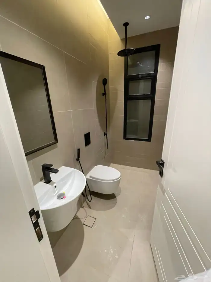 شقة للإيجار حي الخليج على طريق جابر 3