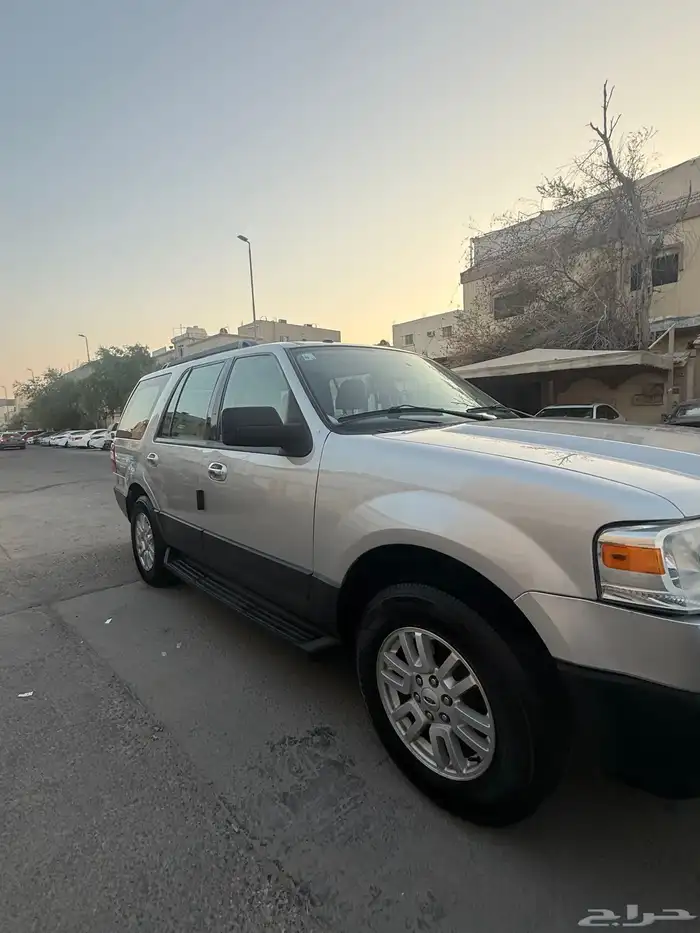 فورد اكسبيدشن 2013 نظيف جدا بدي وكالة 5