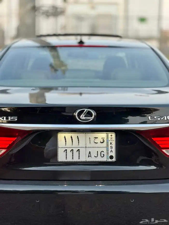 للبيع لكزس ((LS460)) 2013 (سعودي) ((نظيفة)) 35