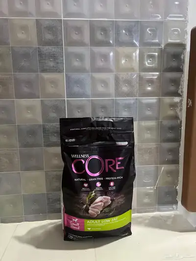 أكل كلاب Wellness CORE جديد   5 كيلو   السعر 100 ريال فقط 0