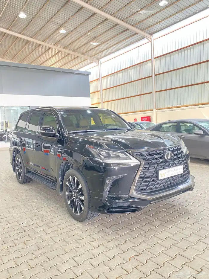 لكزس LX570 2021 2