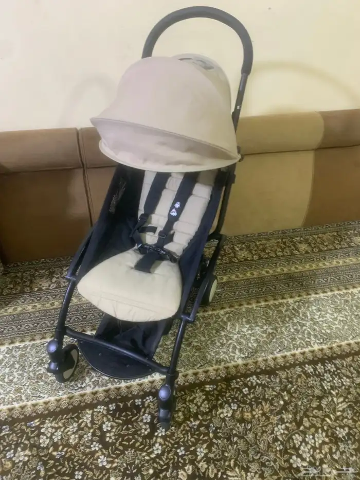 يويو عربة اطفال خفيفة وسهلة الفتح والاغلاق و تدخل الطائرة 0