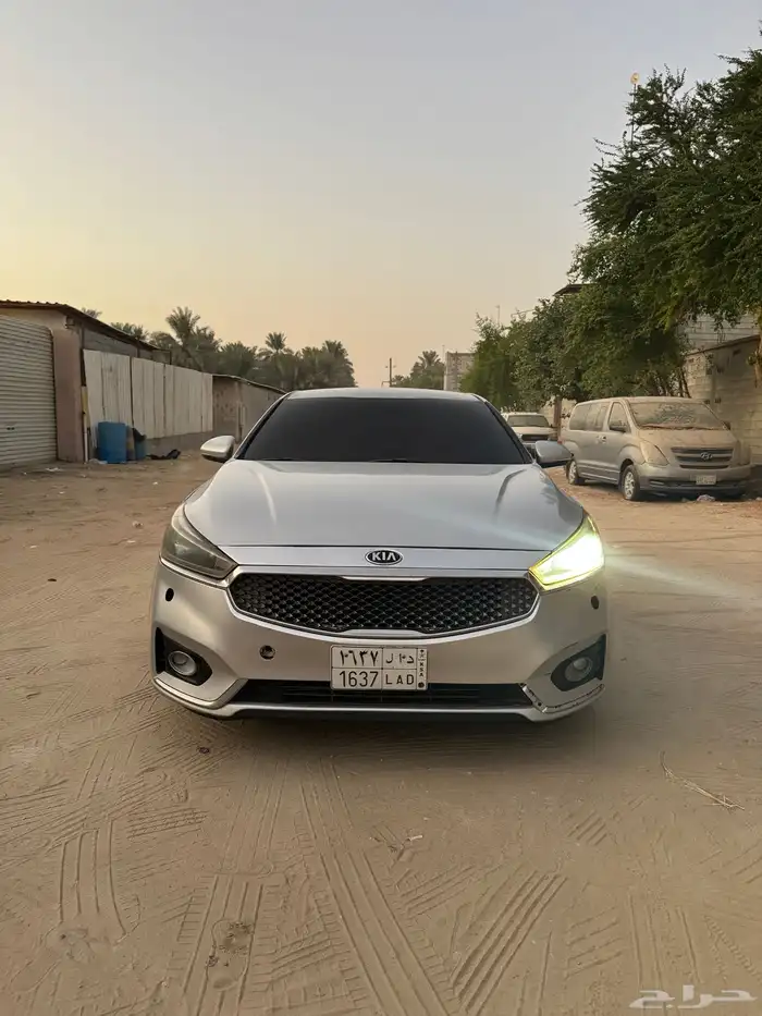 كيا كادينزا للبيع مسيوم ب 35 واقبل التفاوض 0