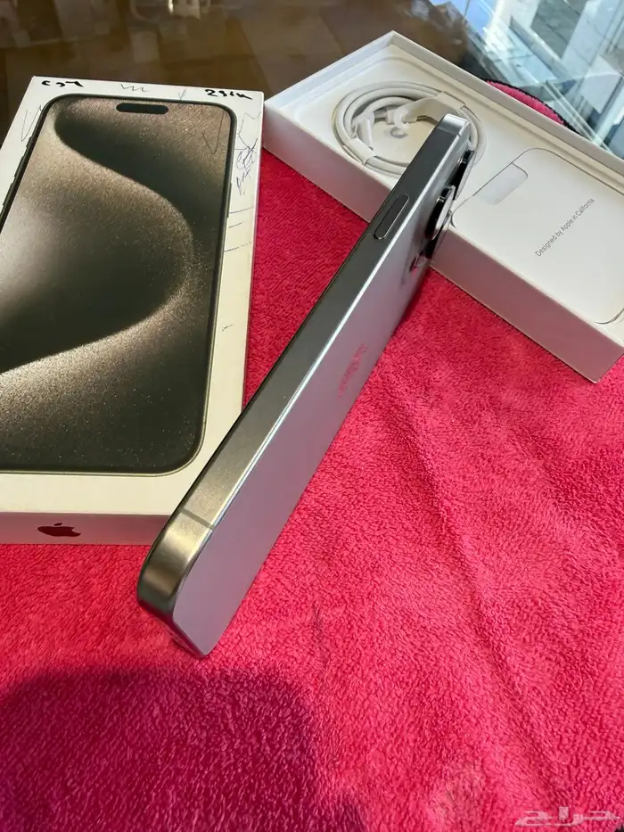 آيفون 15 برو ماكس شريحتين فعلية مع كرتونه واغراضه 4