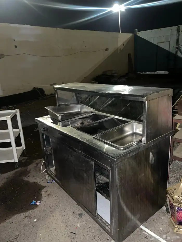 ثلاجة عرض حلاء متر ونص عرض ومتر ونص طول فردة خبز طولت سخان 7