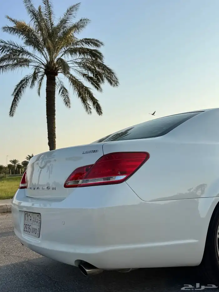للبيع افالون مديل 2007 4