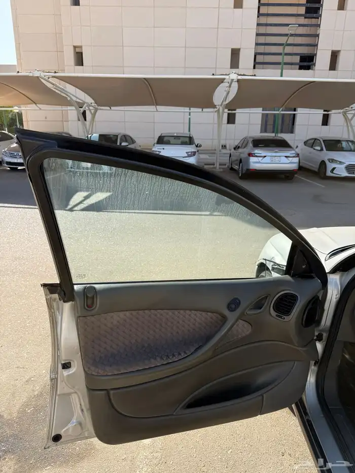 للبيع كابريس 2006 Ls v6 6
