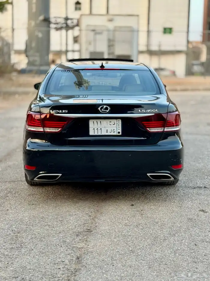 للبيع لكزس ((LS460)) 2013 (سعودي) ((نظيفة)) 8